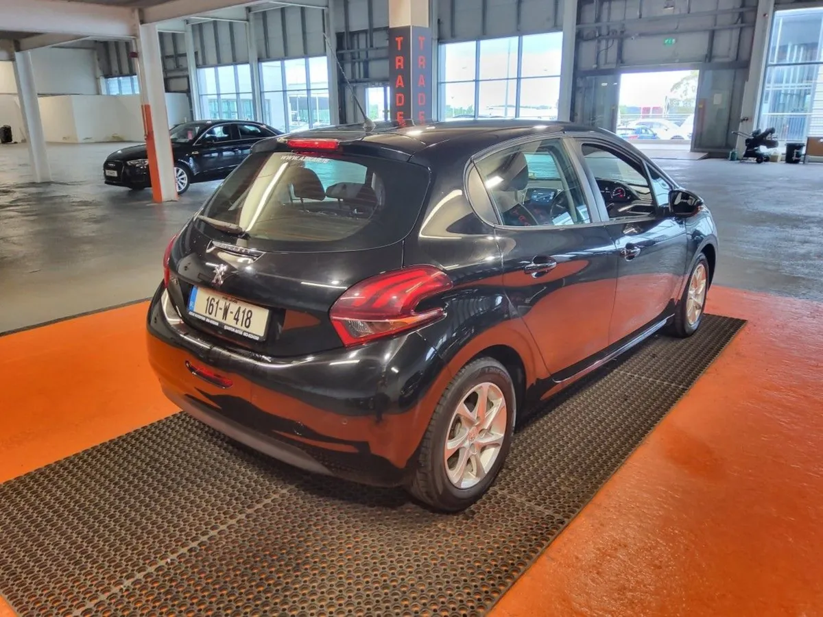 Peugeot 208 1.2 Puretech 82bhp Active 3 dr - Image 3