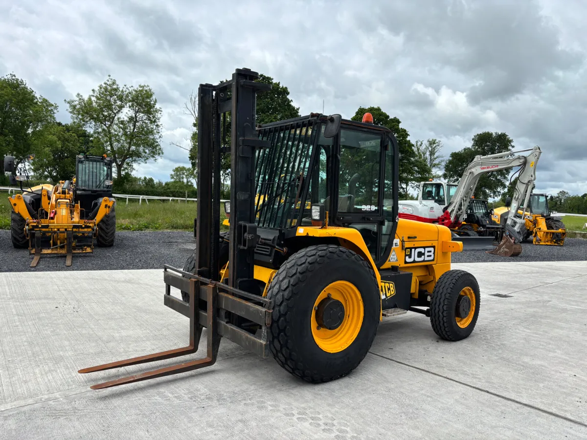 JCB 926 ROUGH TERRAIN FORKLIFT - Image 1