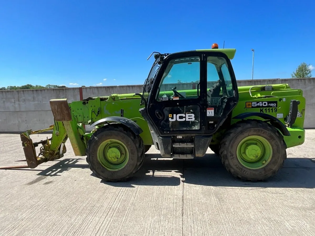 JCB 540-180 Hi Viz 18m TELESCOPIC FORKLIFT - Image 3