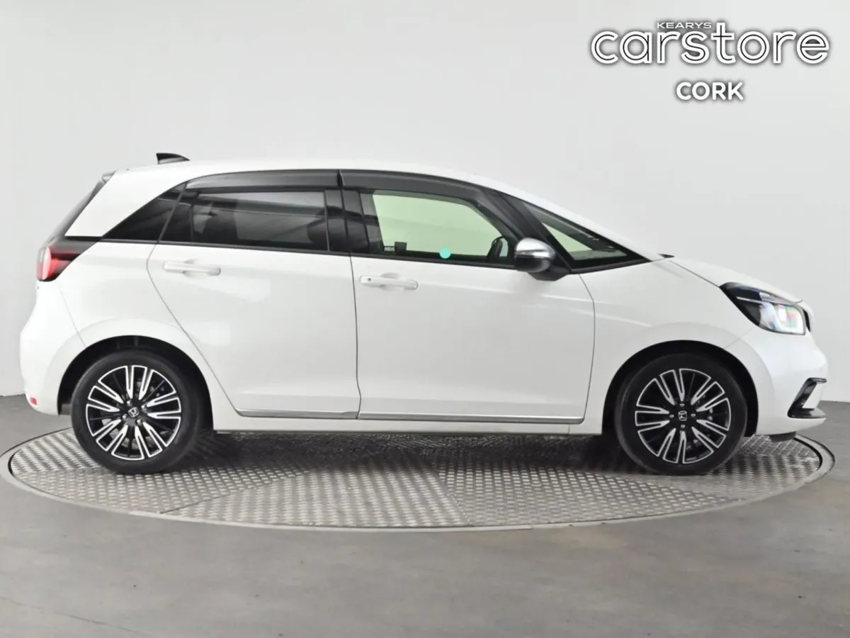 Honda Fit 1.5 Hybrid 5DR Auto - Image 3