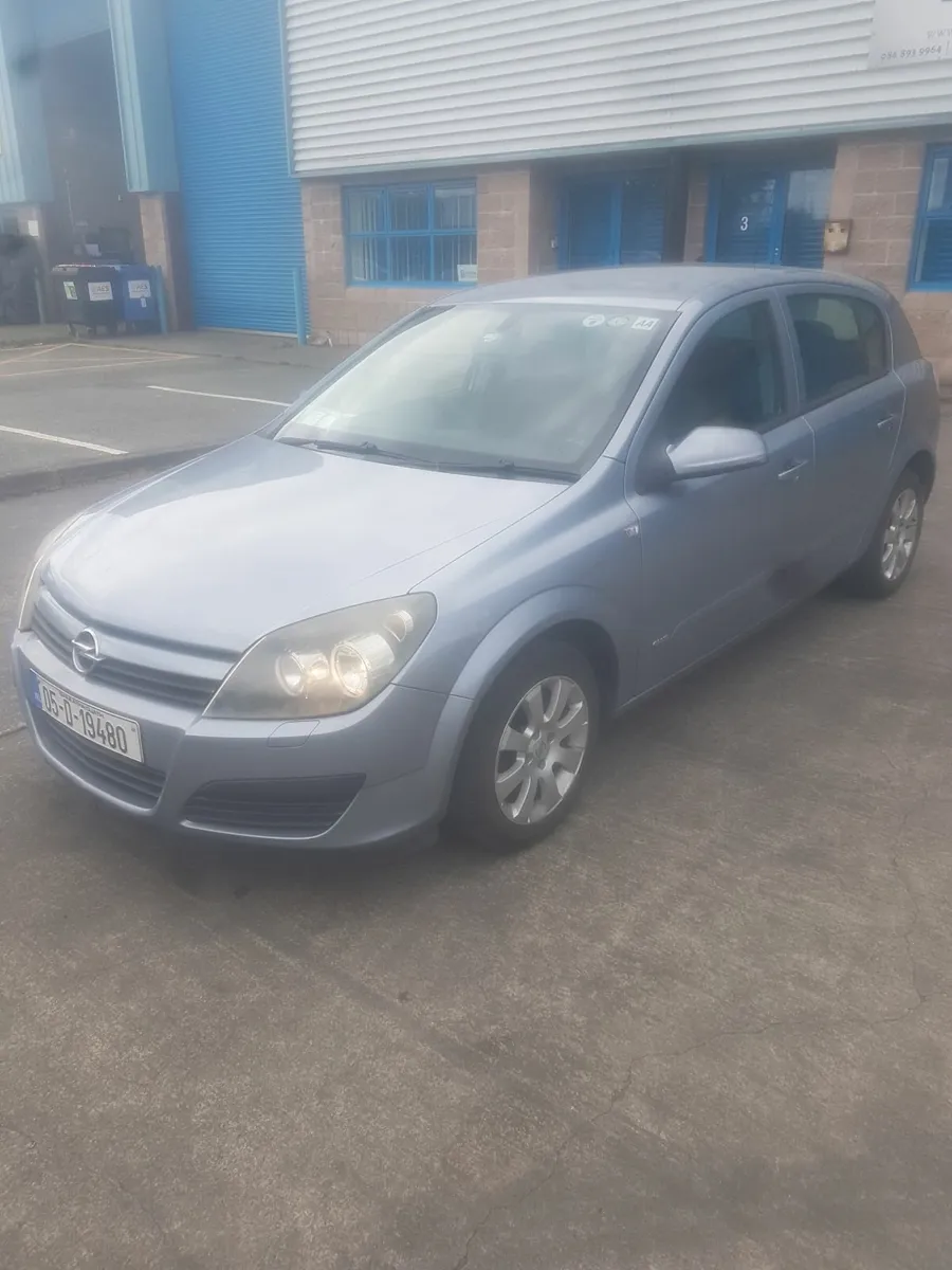 Opel Astra 2005 - Image 4