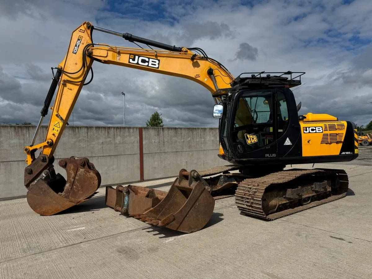 JCB JS160LC+ 18 TON EXCAVATOR - Image 1