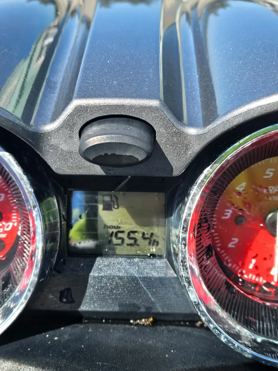 Yamaha waverunner fzs 1800 - Image 2