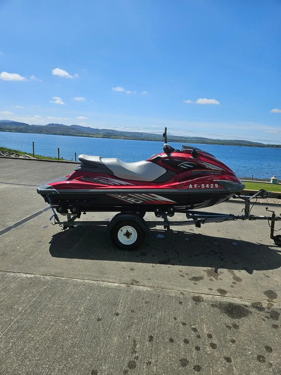 Yamaha waverunner fzs 1800 - Image 1