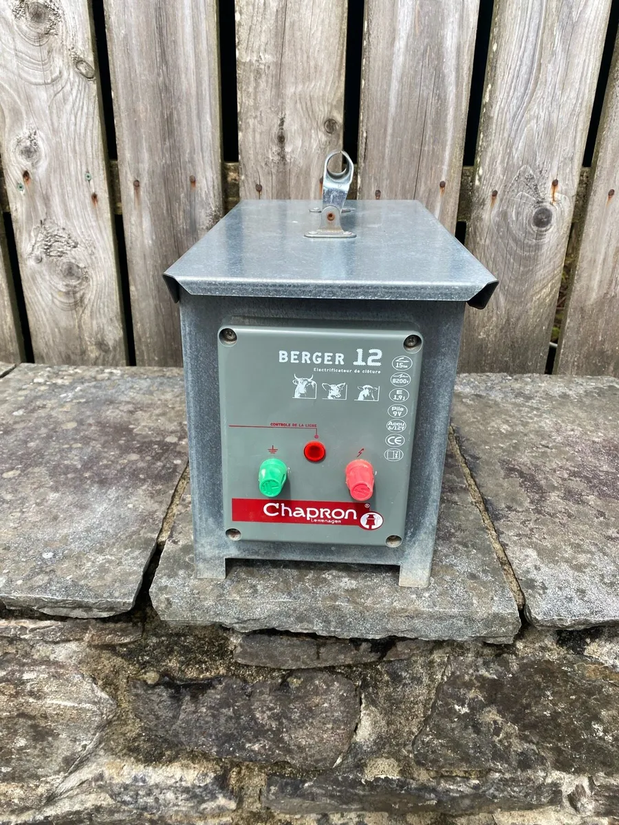 Electric fencer - Image 1