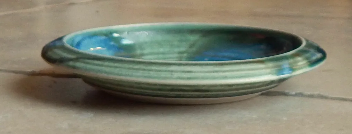 4 Earthenware Glazed Studio Pottery Dishes - Image 3