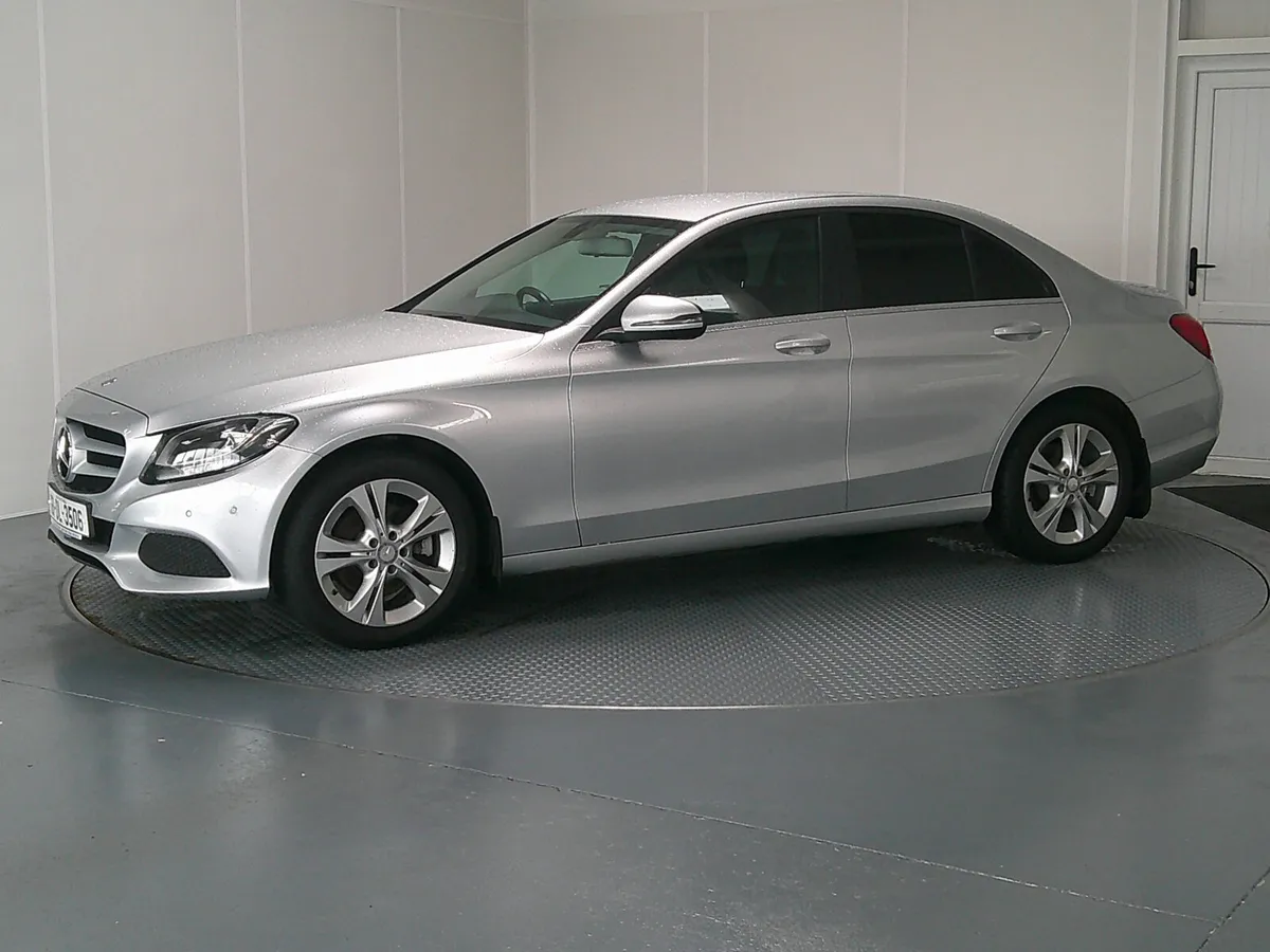 Mercedes-Benz C-Class 2016 - Image 3