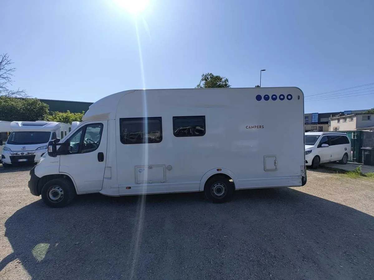 Weinsberg Carasuite 650 MF RHD 5 pax - Image 3