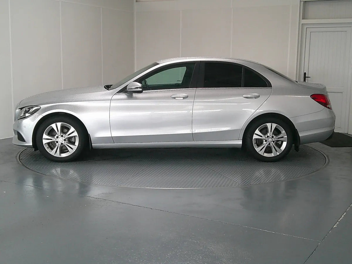 Mercedes-Benz C-Class 2016 - Image 4