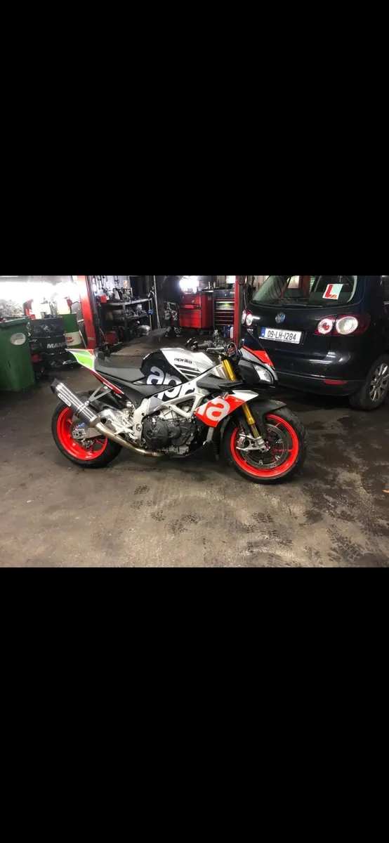 Aprilia Tuono factory 2017 - Image 3