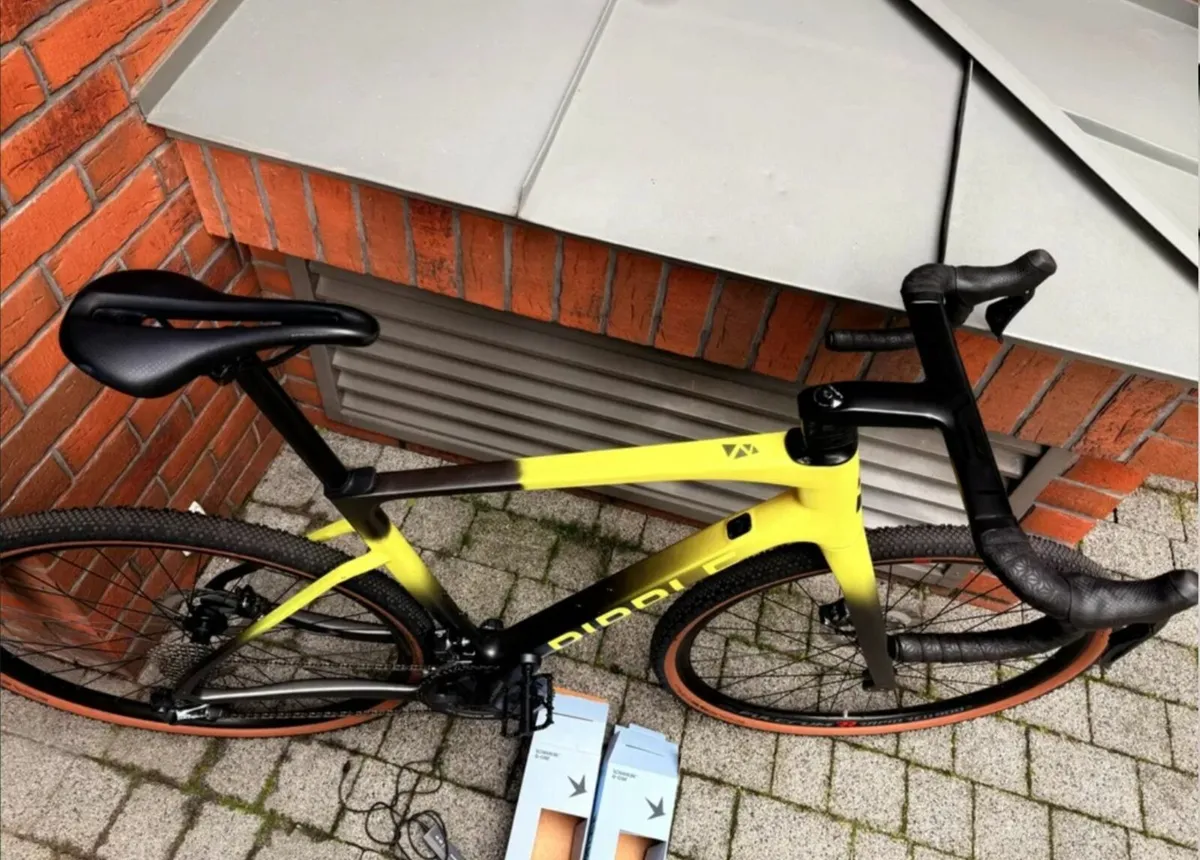 RIBBLE  ENDURANCE    Di2  Gravel bike - Image 4