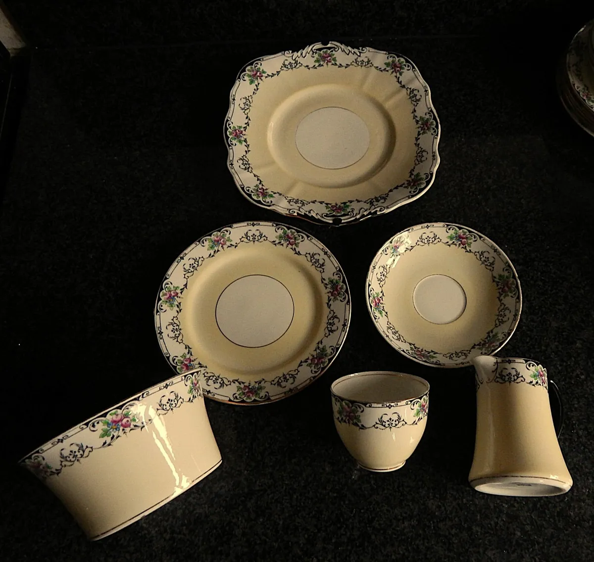 Vintage Phoenix English China 21 Piece Tea Set - Image 4