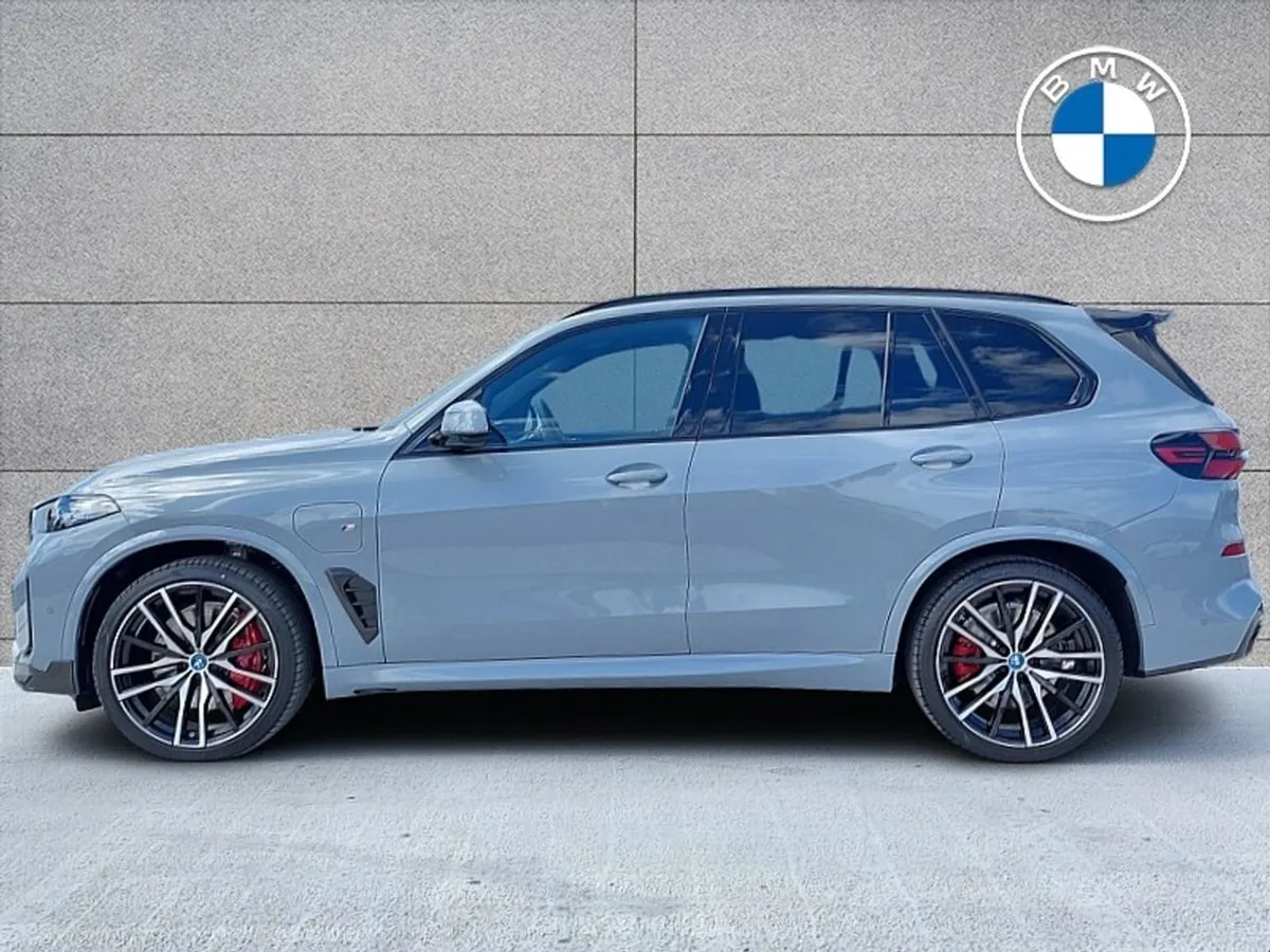 BMW X5 Xdrive50e M Sport M Performance - Image 3