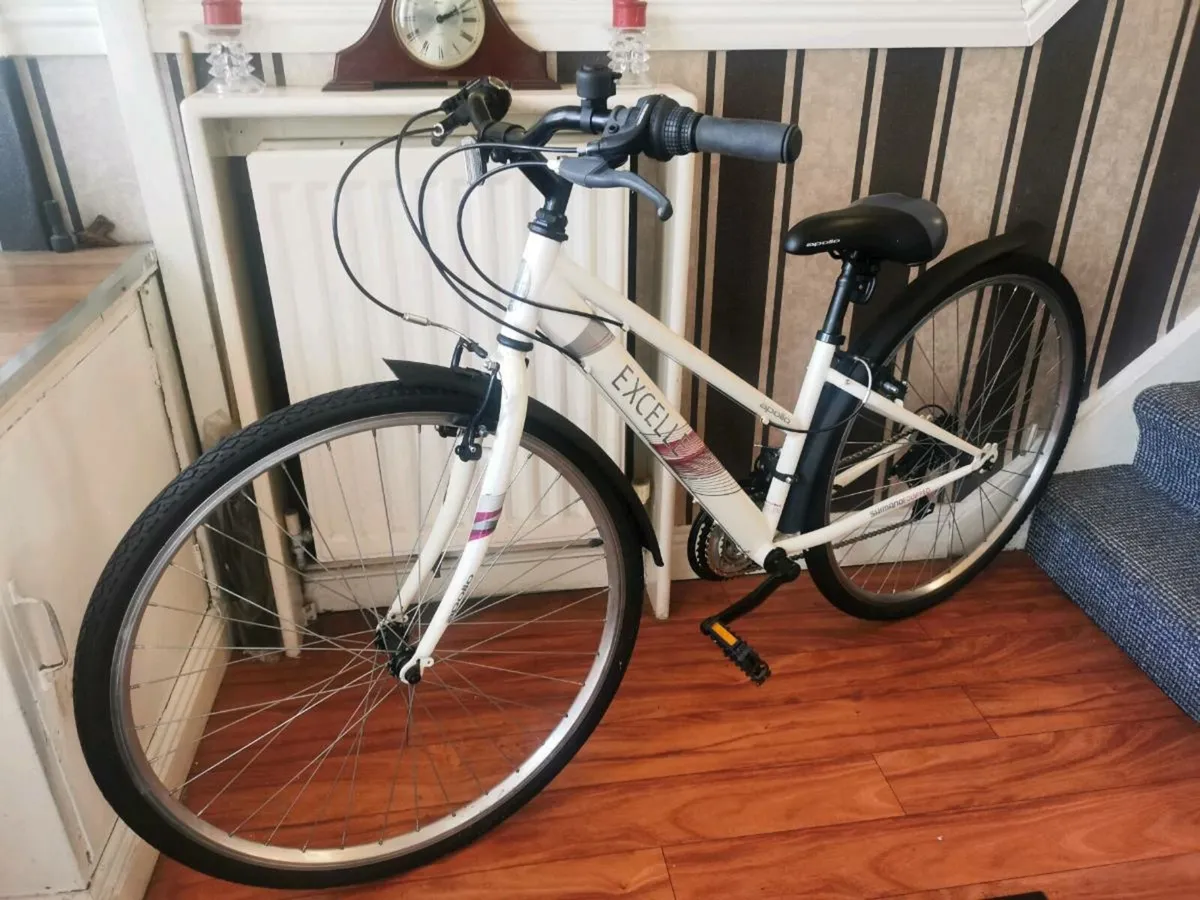 LADIES BIKE - Image 1