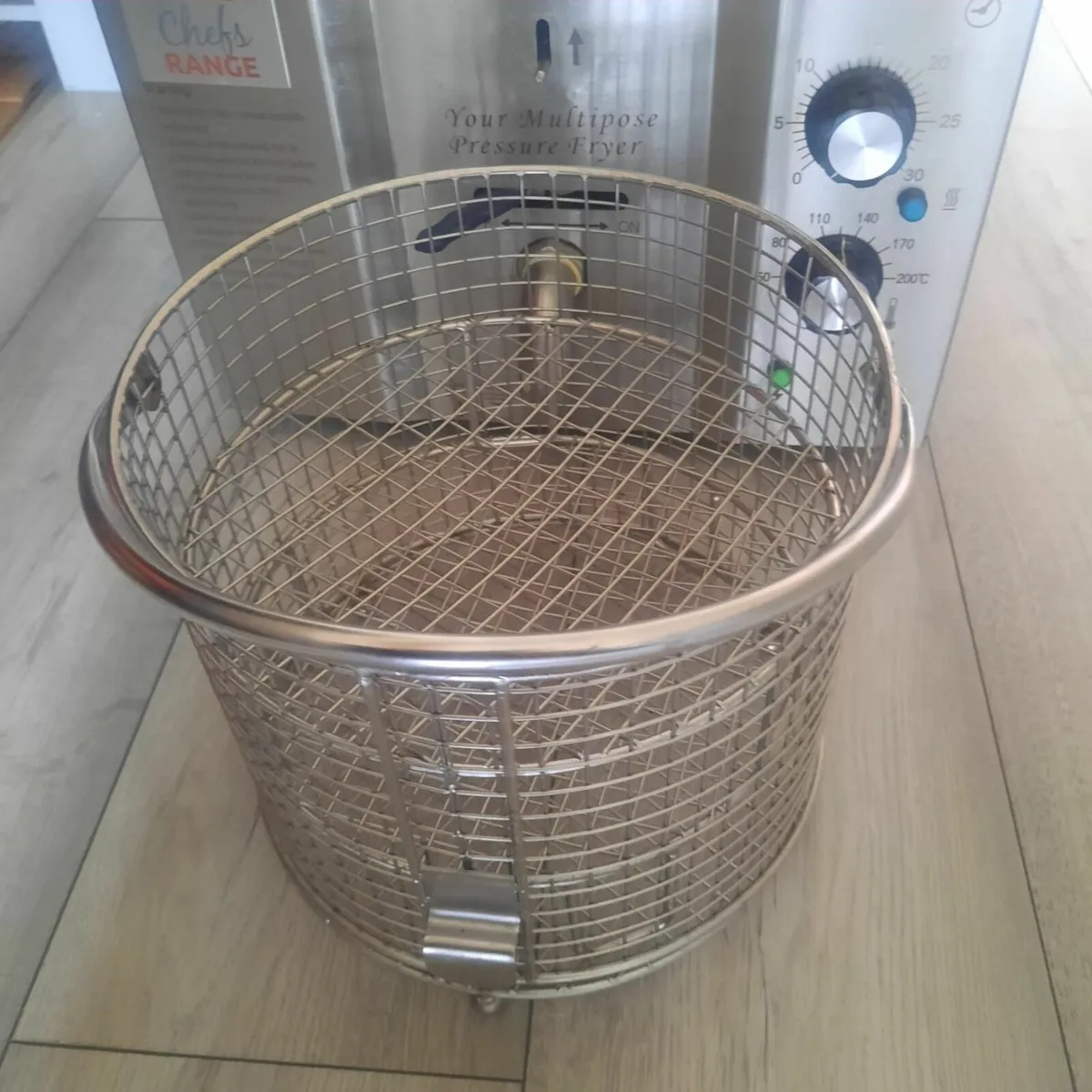 Counter Top Pressure Fryer (Deep Fryer) - Image 2