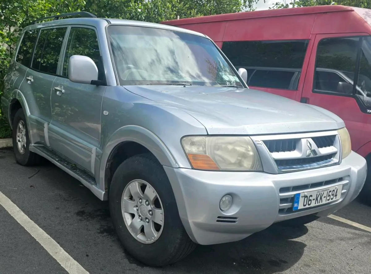 2006 Mitsubishi Pajero 3.2 ( Read Advert ) - Image 4