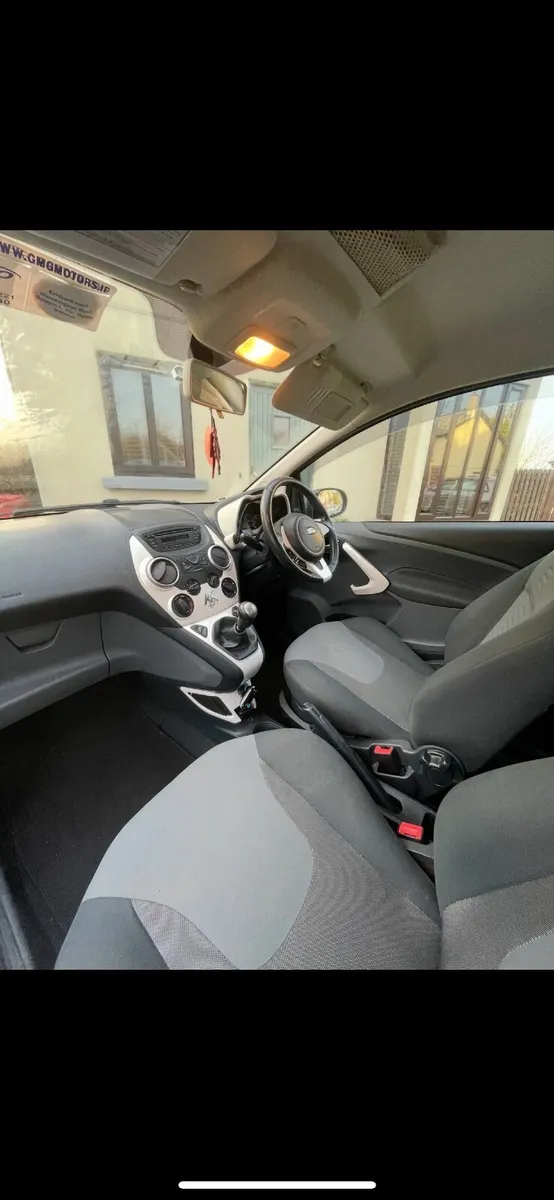 Ford KA 2013 - Image 2