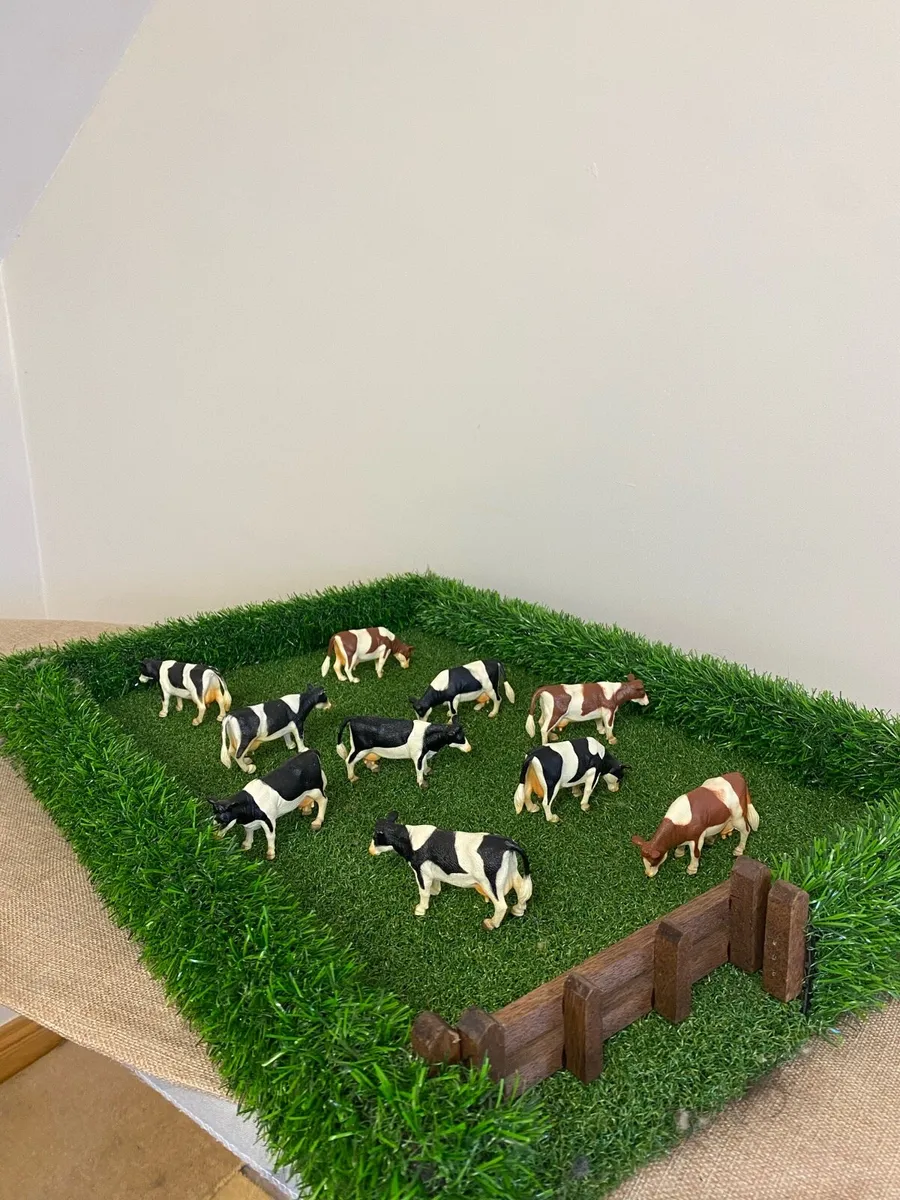 Model farm Sheds,fields,tractors,other,machinery - Image 2