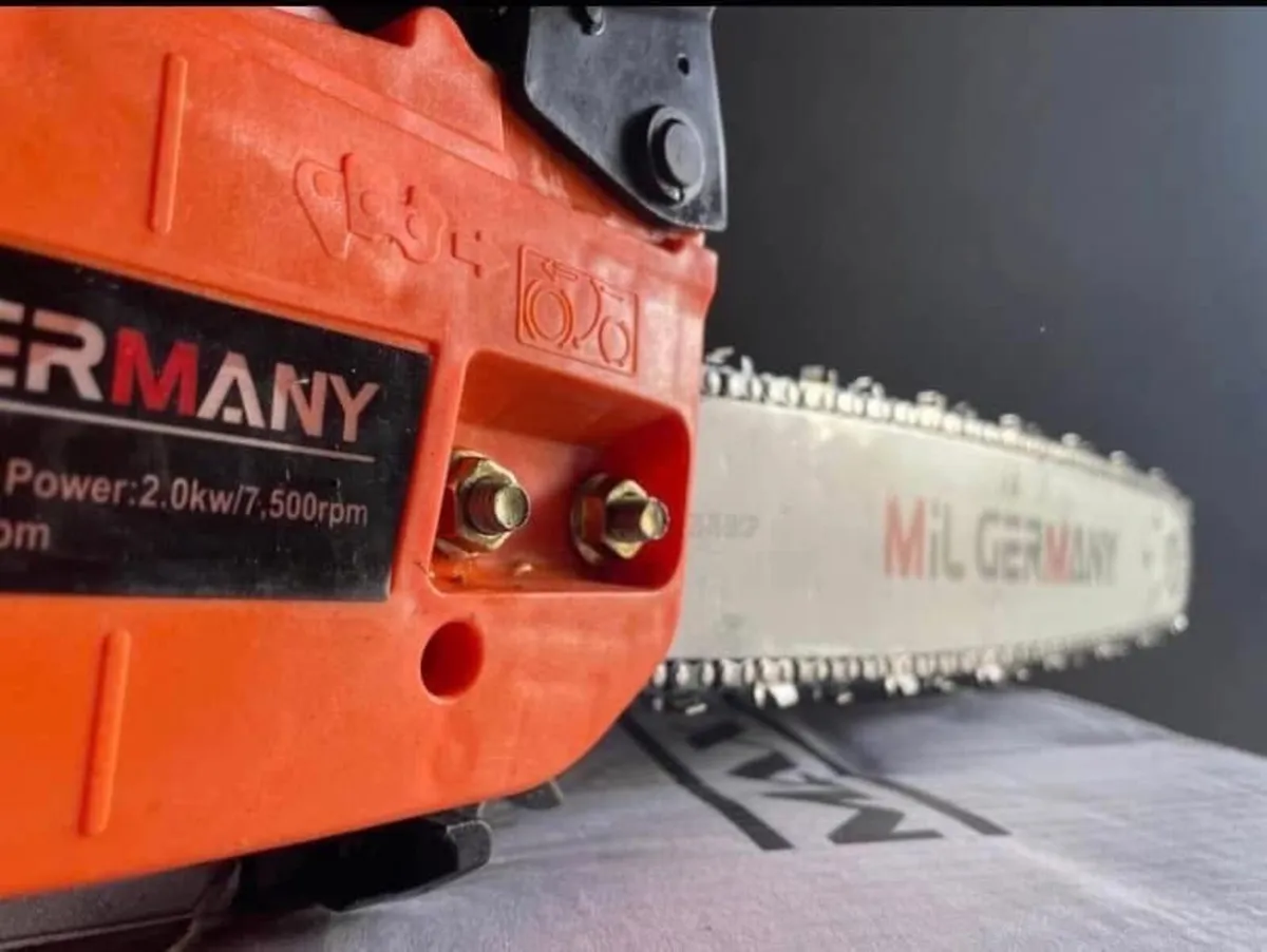 New mil Germany chainsaws - Image 1