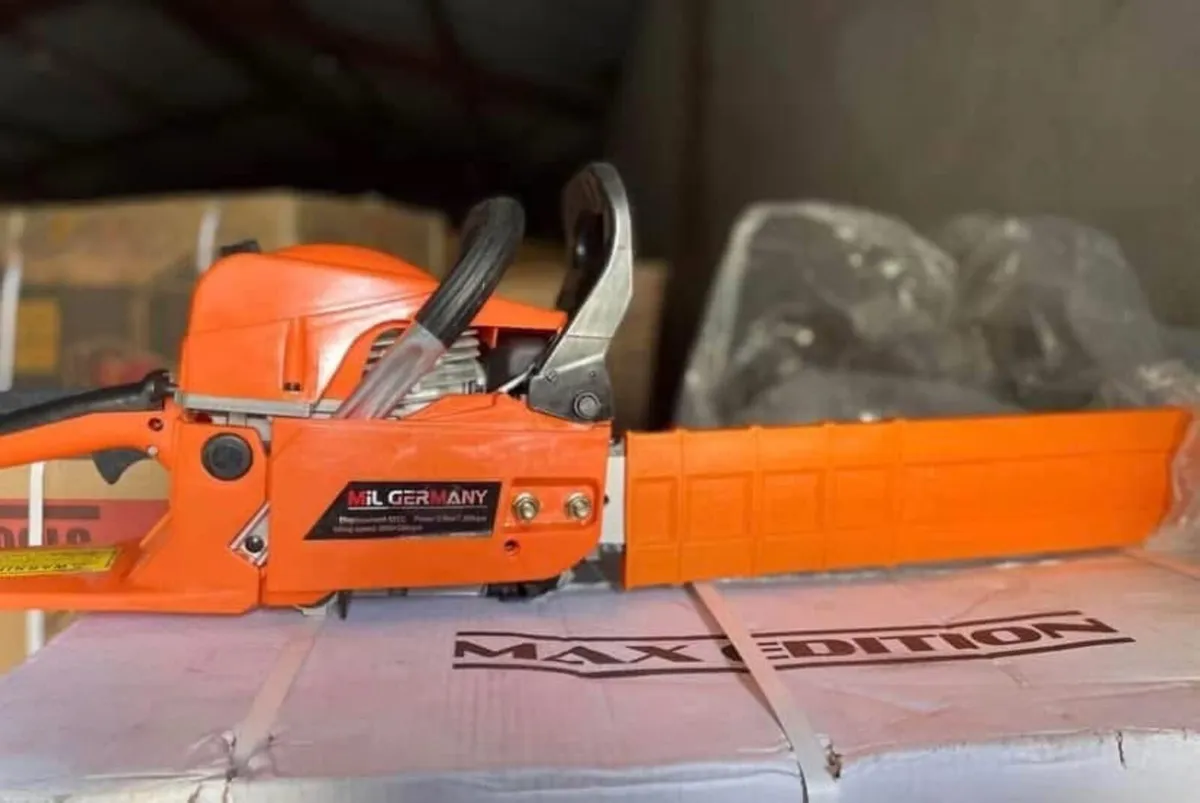 New mil Germany chainsaws - Image 2