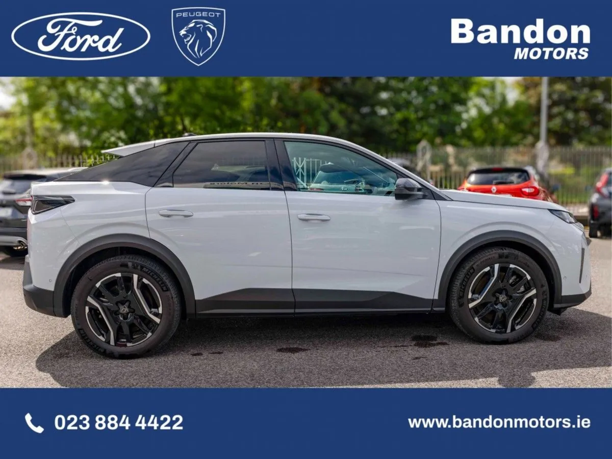 Peugeot 3008 2025 Peugeot 3008 BEV 73kwh 210BHP A - Image 4