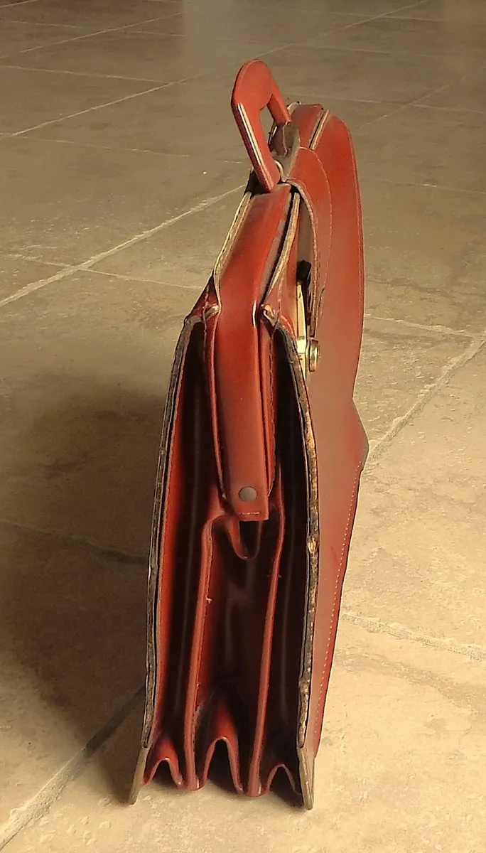 Vintage Tan Leather Briefcase - Image 2