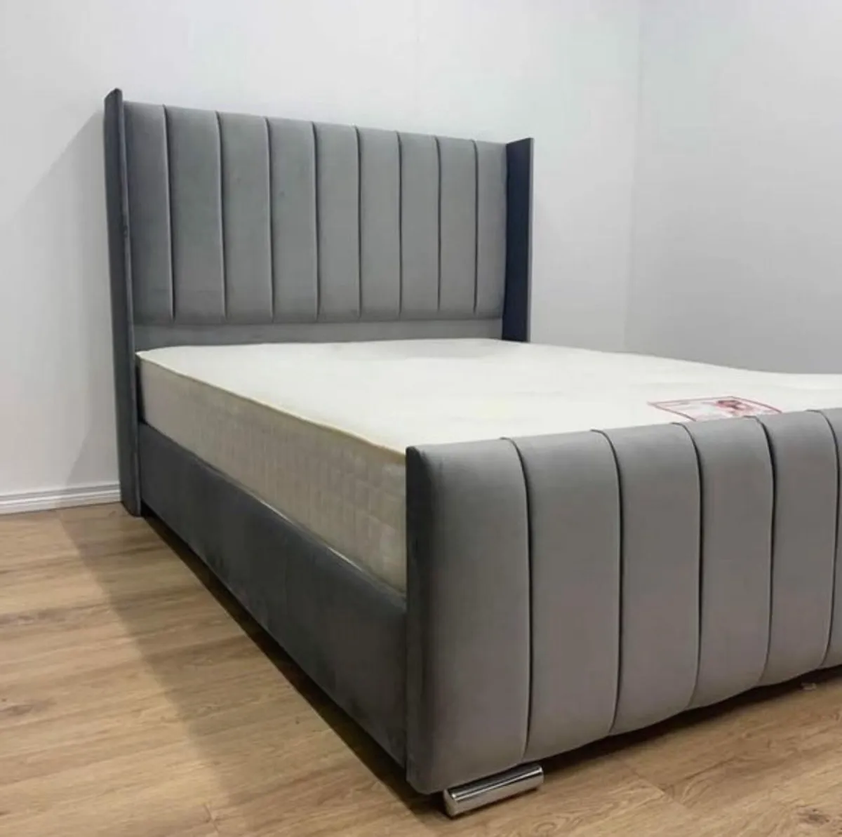 BEDS BEDS BEDS BEDS BEDS - Image 1