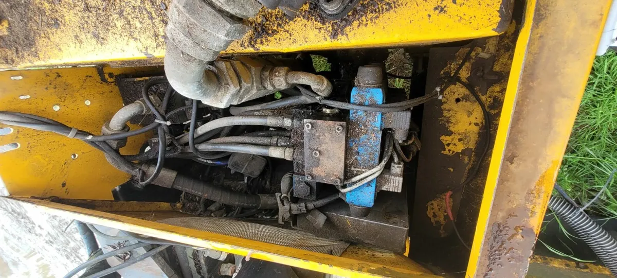 Mc connell 6585t - Image 3