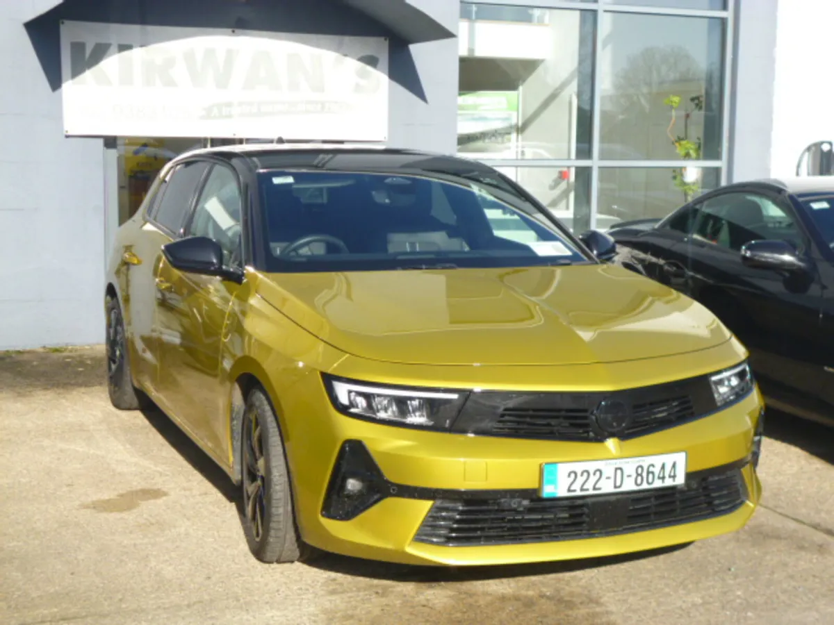 Opel Astra 1.5 Turbo D 130PS 6 Speed SRI 2022 - Image 2