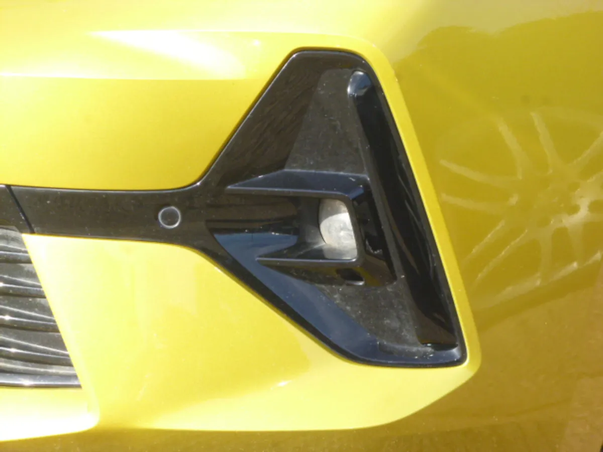 Opel Astra 1.5 Turbo D 130PS 6 Speed SRI 2022 - Image 4