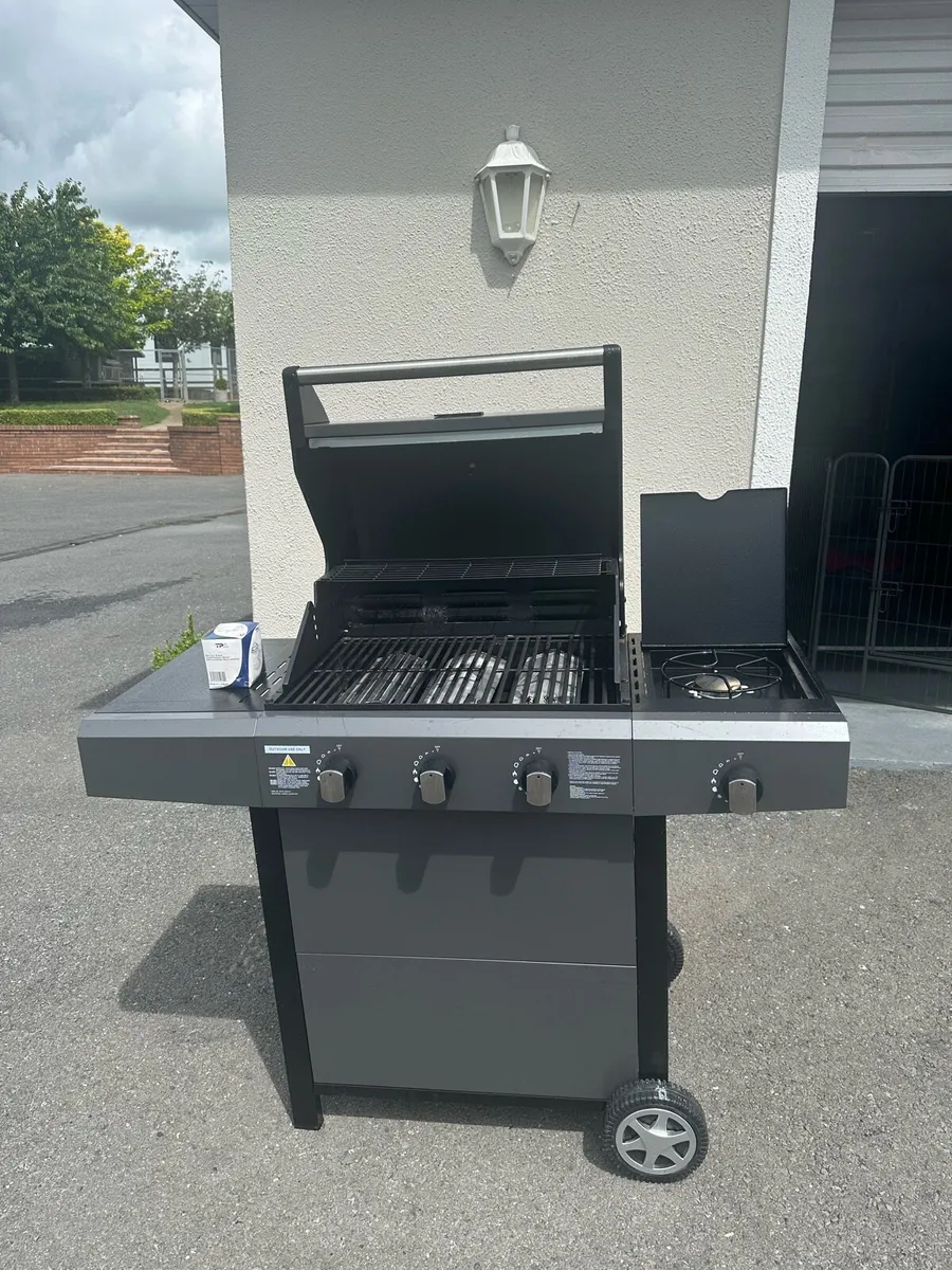 Gas Barbecue - Image 2