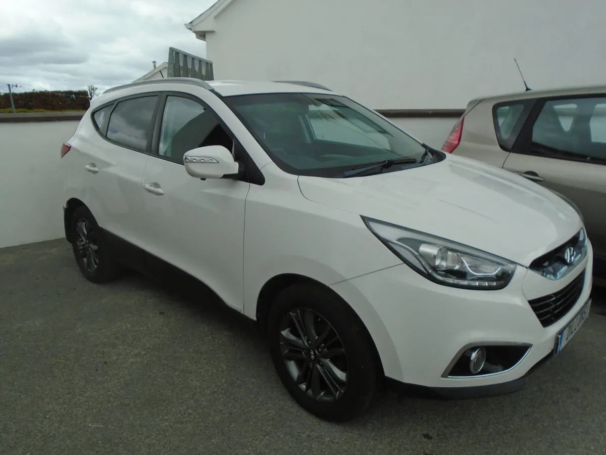 Hyundai ix 35 1.7 crdi  Parts for sale - Image 3