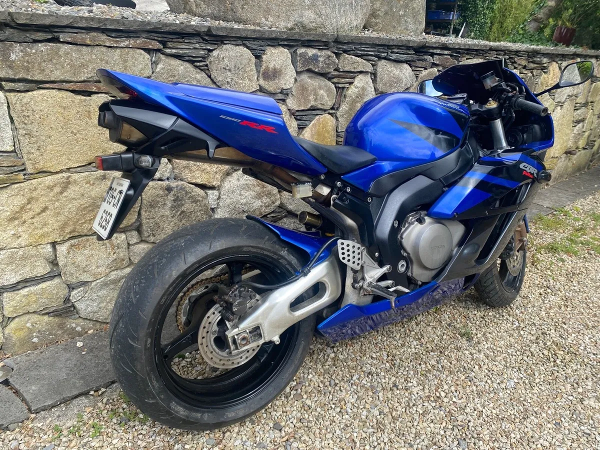 05 cbr 1000rr - Image 4