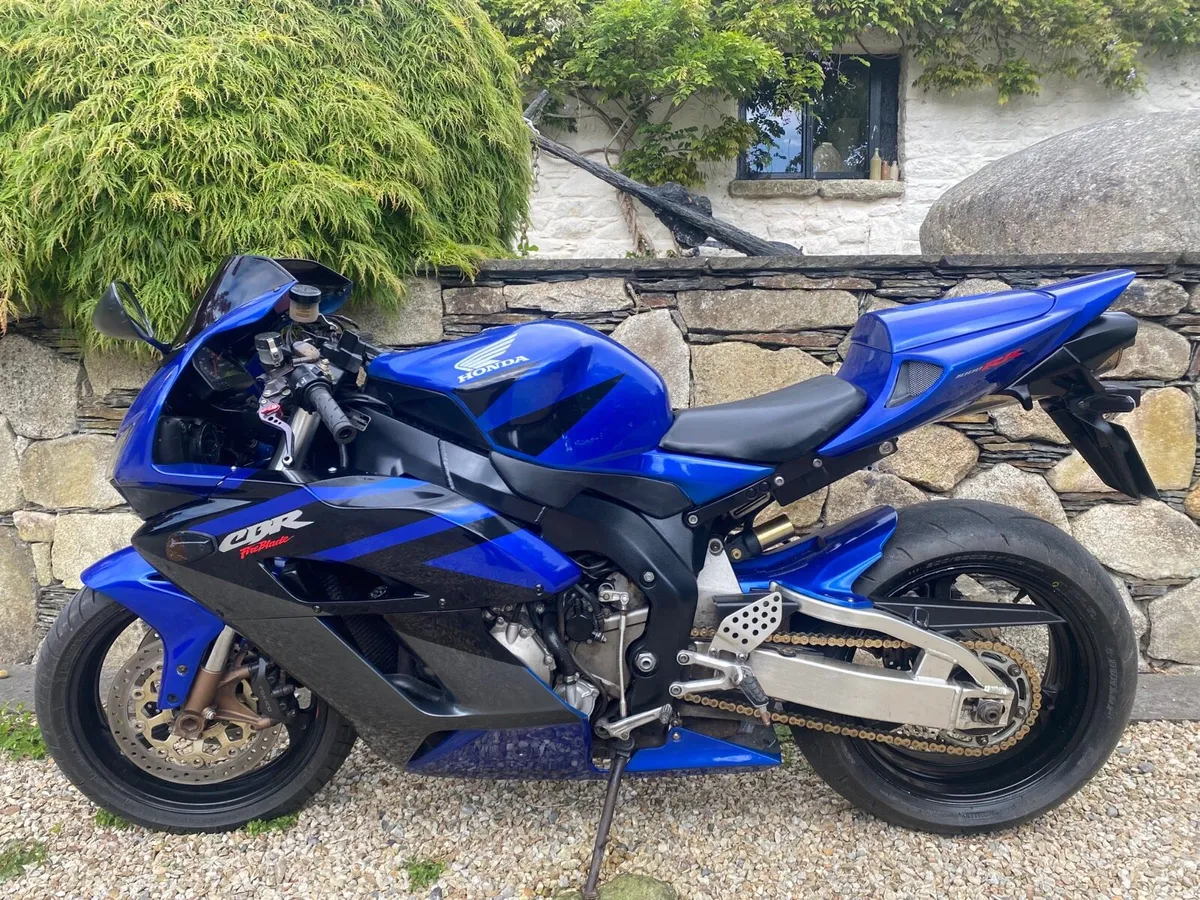 05 cbr 1000rr - Image 2