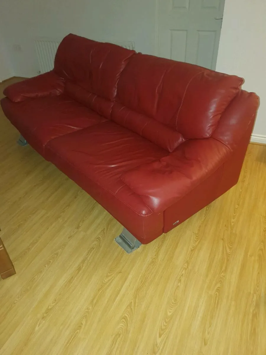 Genuine Leather 3 Seater Couch - Image 3