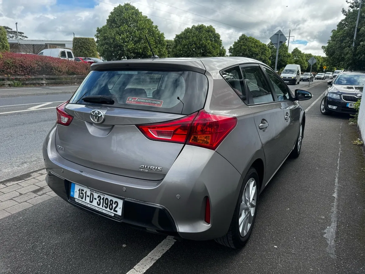 Toyota auras 1.3 petrol - Image 4