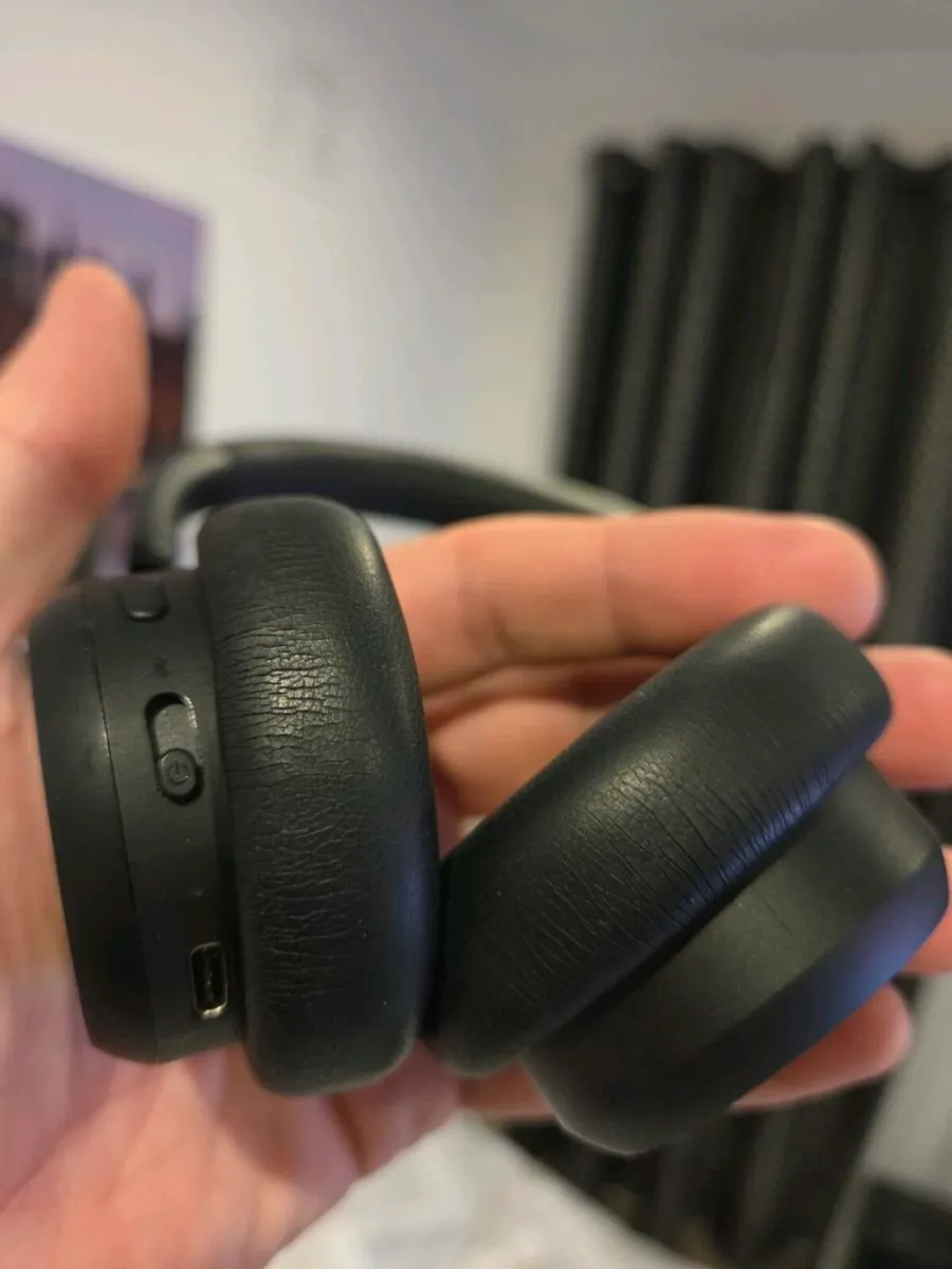 Lenovo Wireless Headset - Image 3