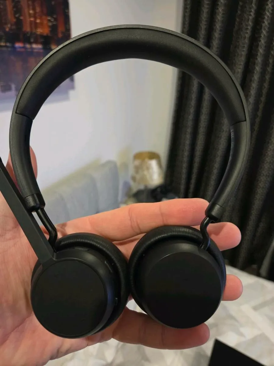 Lenovo Wireless Headset - Image 4