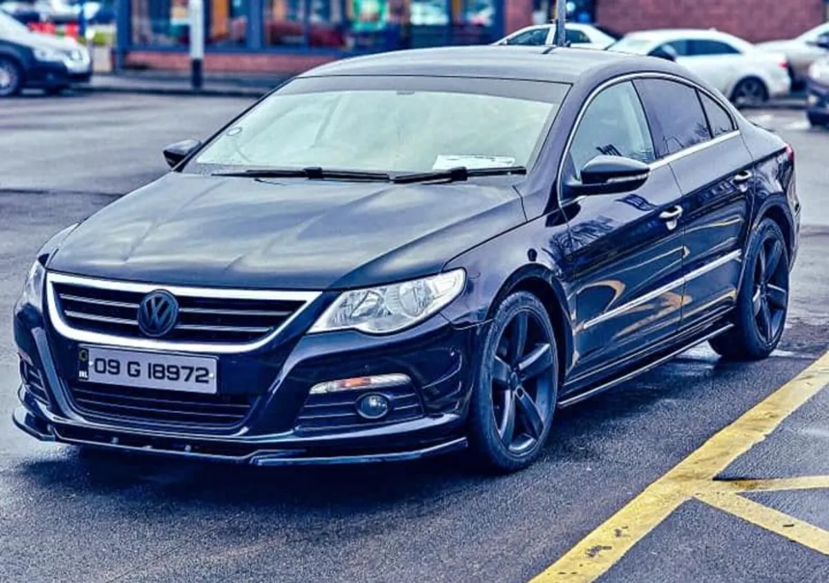 Volkswagen Passat 2009 - Image 1