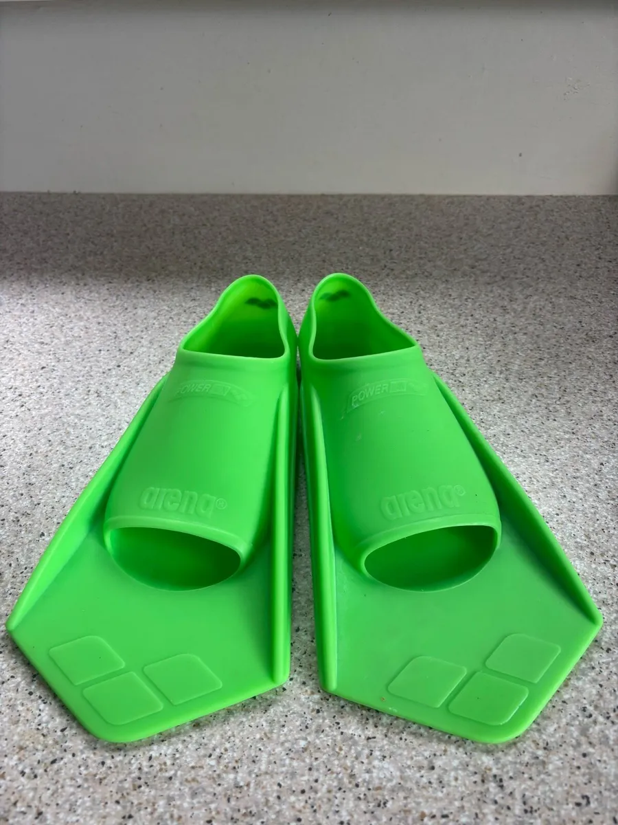 Swim Fins Size (37-38 EU) (4-5 UK)