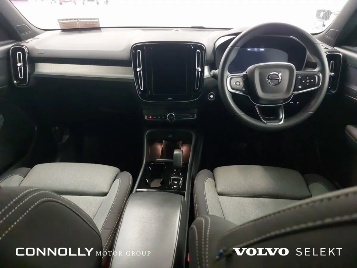 Volvo XC40 T4 Plus Phev  479pm - Image 4