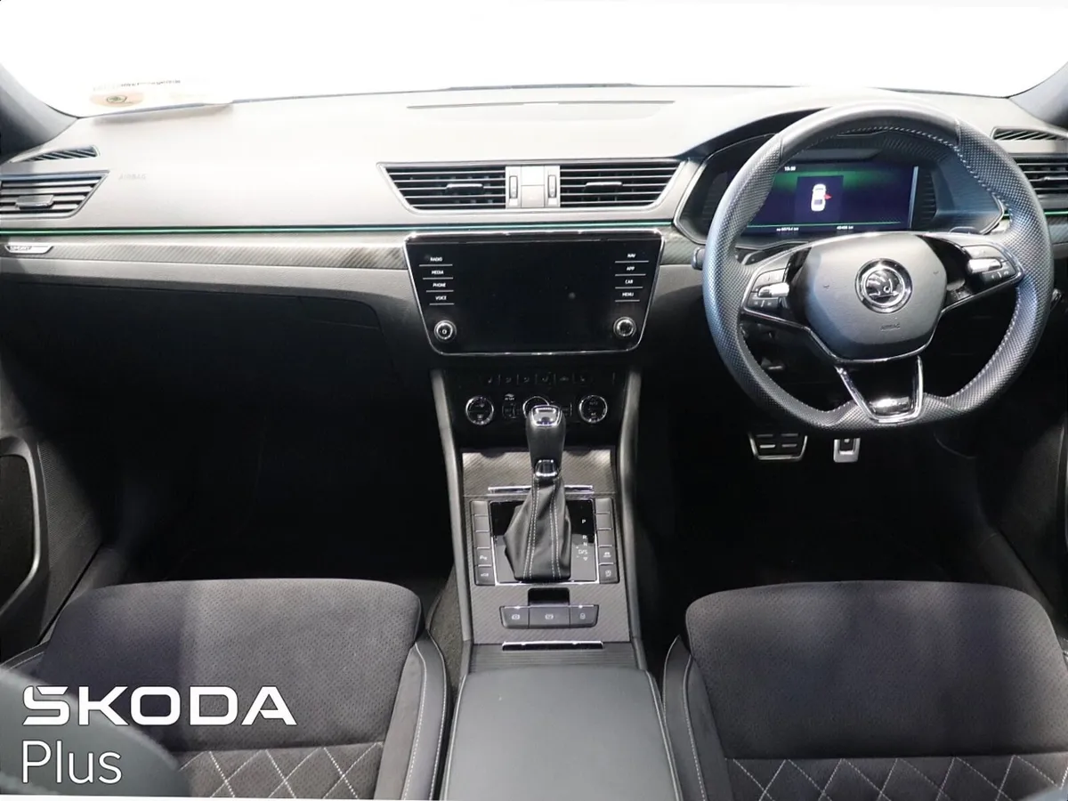 Skoda Superb 2.0 TDI DSG SPORTLINE - Image 2