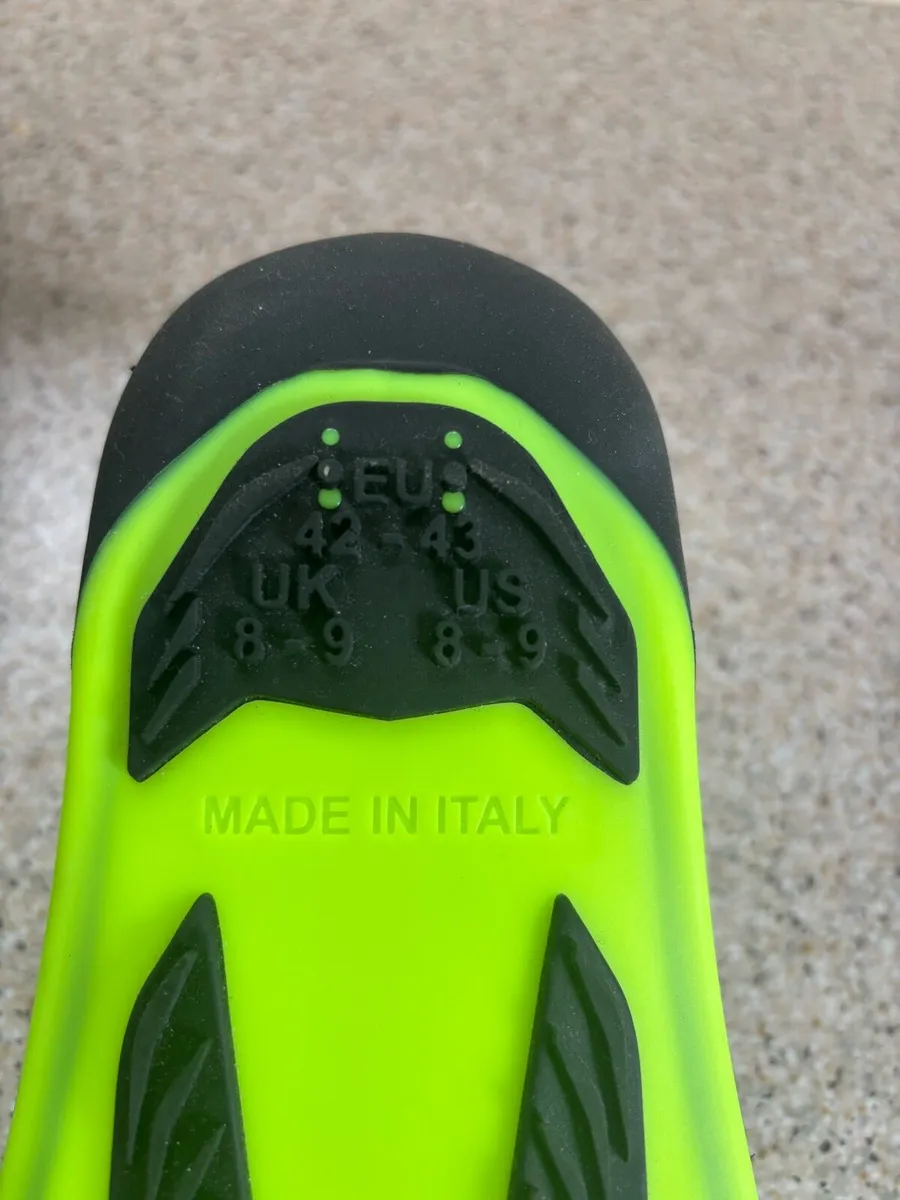 Swim Fins Size (42-43 EU) (8-9) UK - Image 2