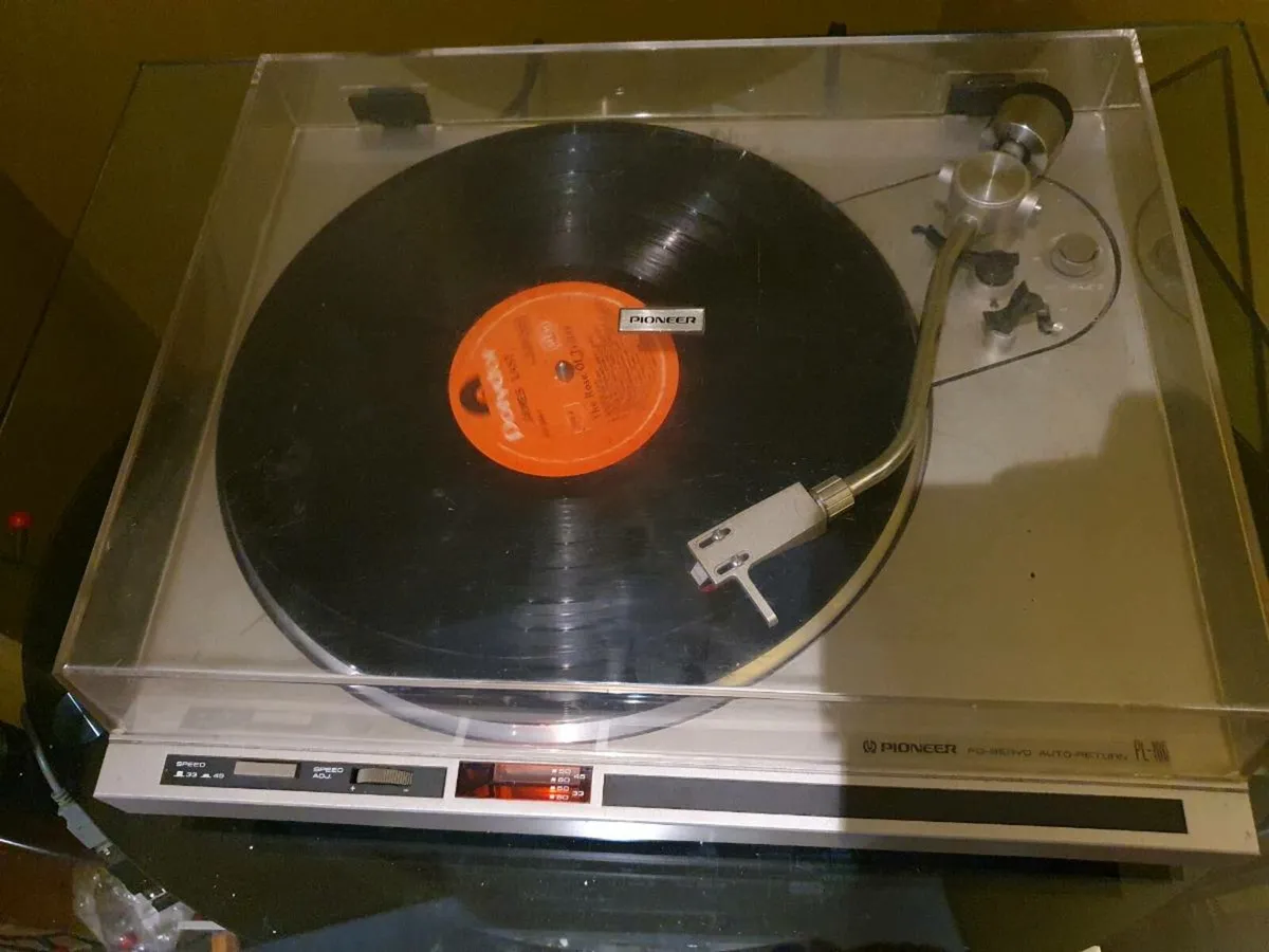 Pioneer PL- 100 turntable - Image 2