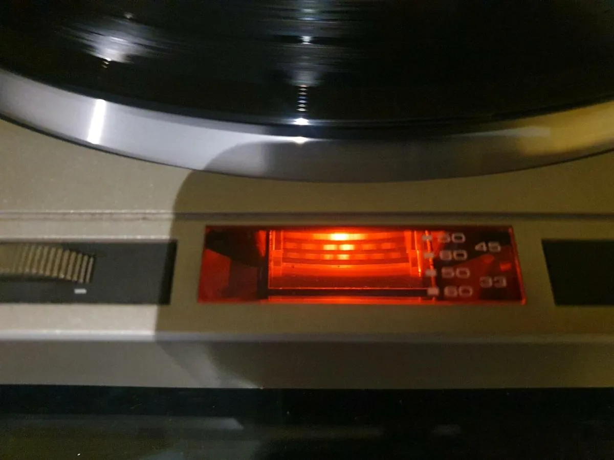 Pioneer PL- 100 turntable - Image 3