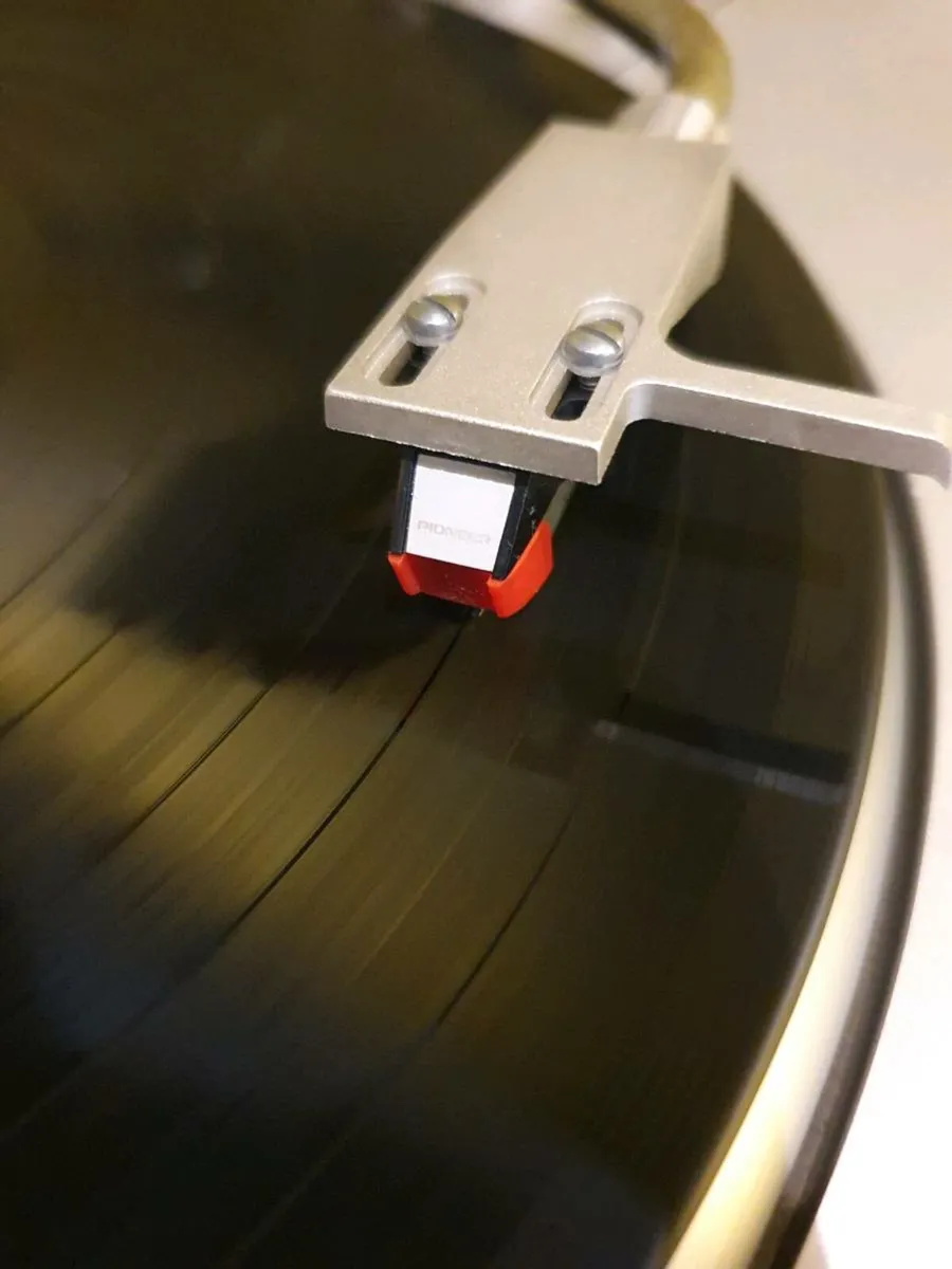 Pioneer PL- 100 turntable - Image 4