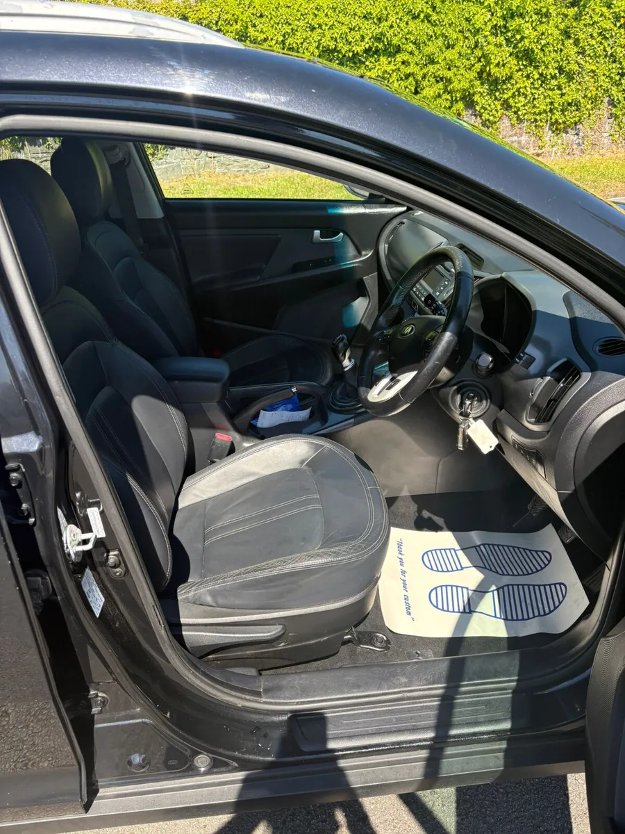 Kia Sportage 2013 - Image 2
