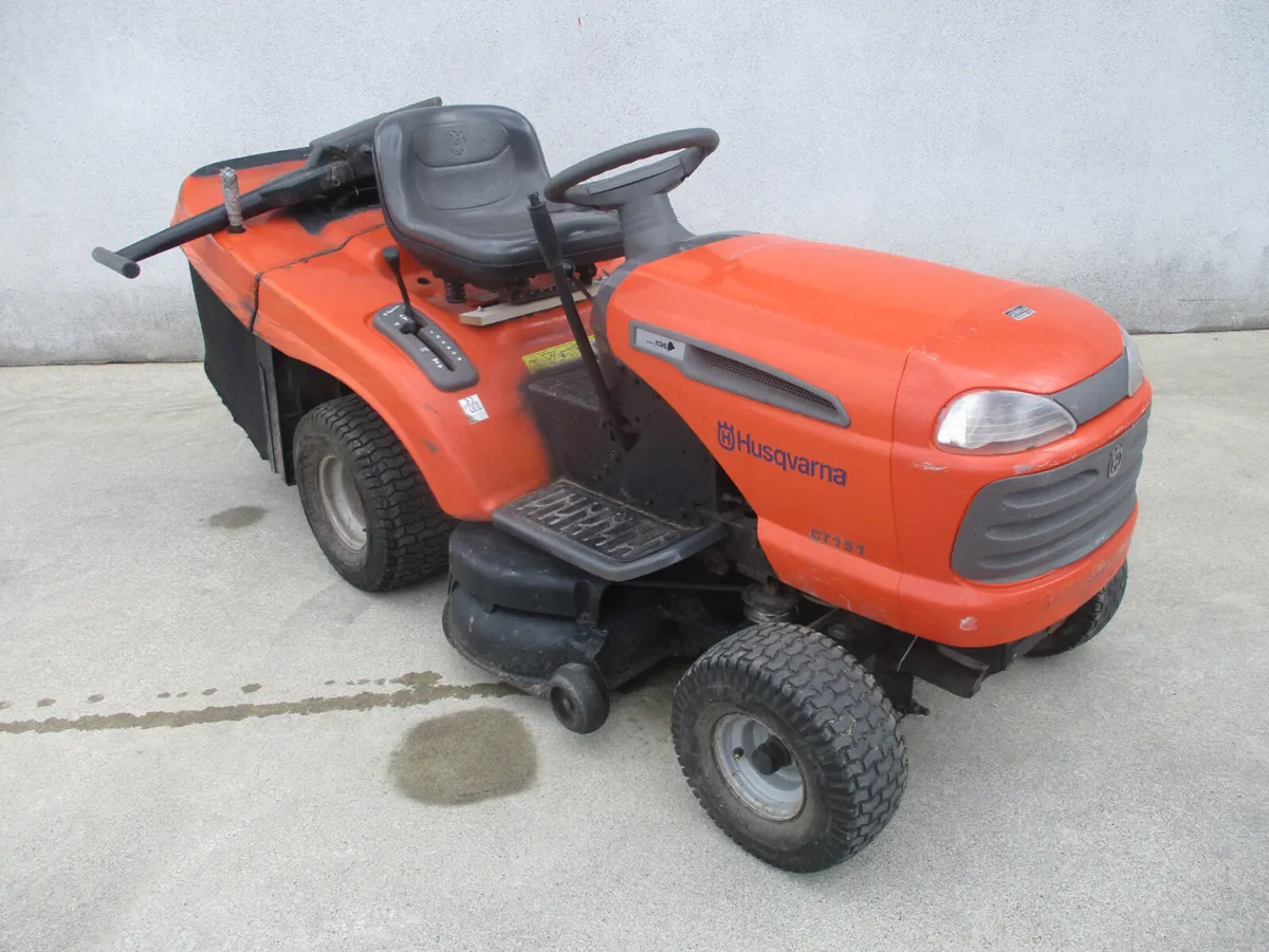 Husqvarna tractor mower - Image 1