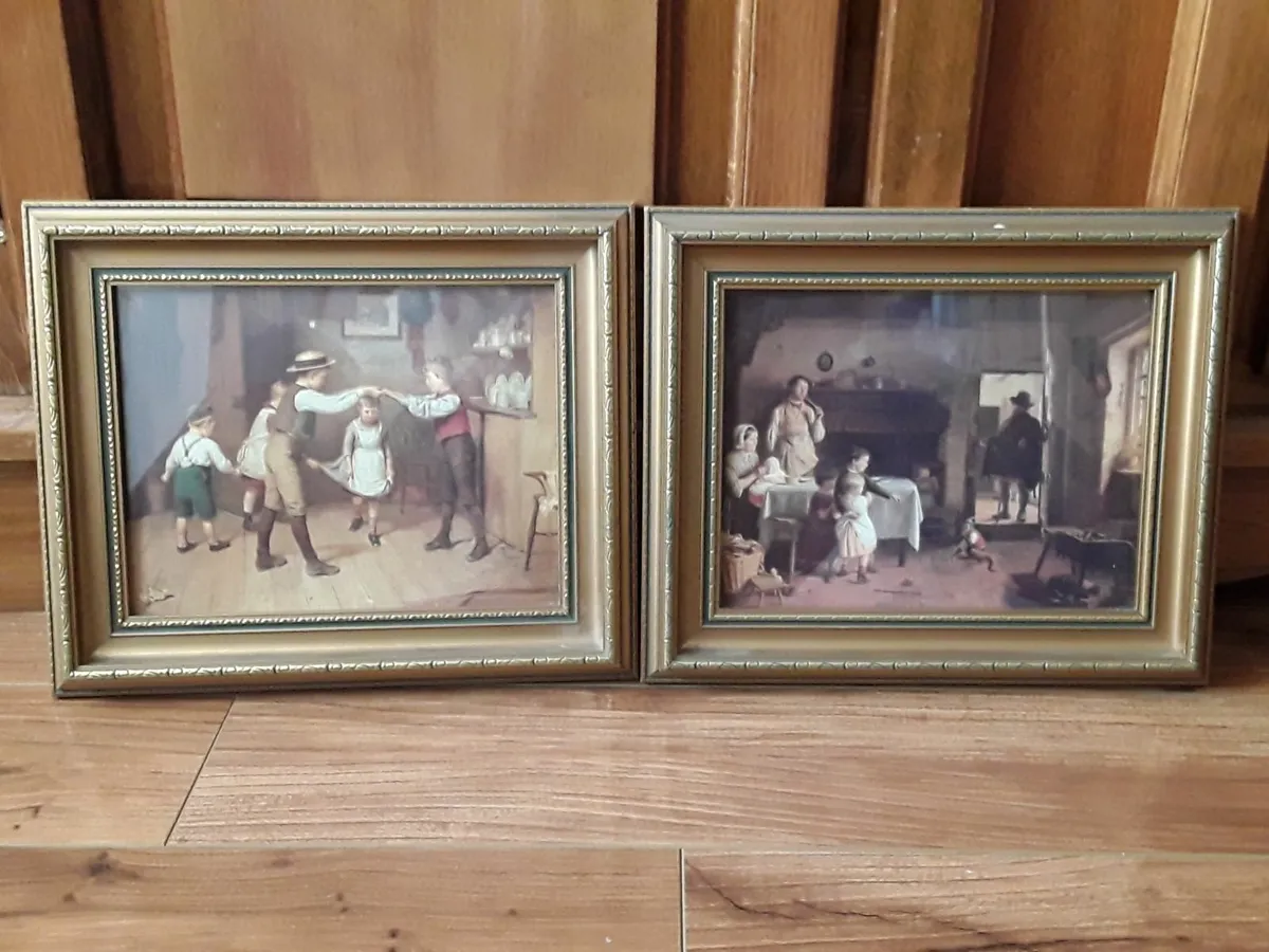 Two lovely vintage pictures prints - Image 1
