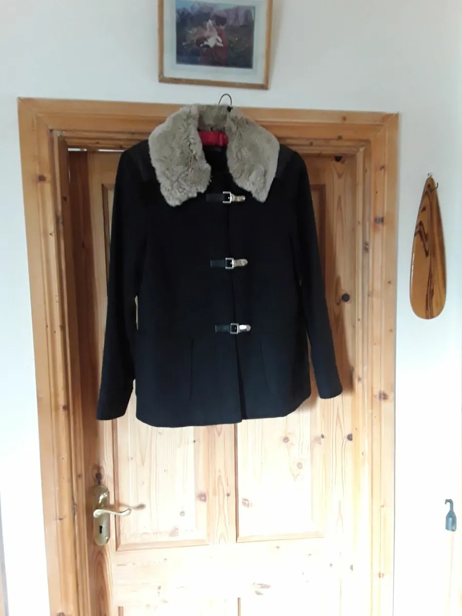 Brand new black jacket for on the collar - Image 1